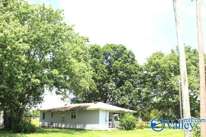 8198-A Brindlee Mountain Parkway, Arab, Alabama image 16