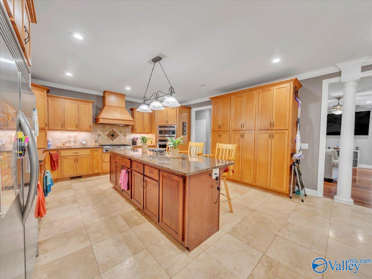 1481 Peninsula Drive, Scottsboro, Alabama image 13