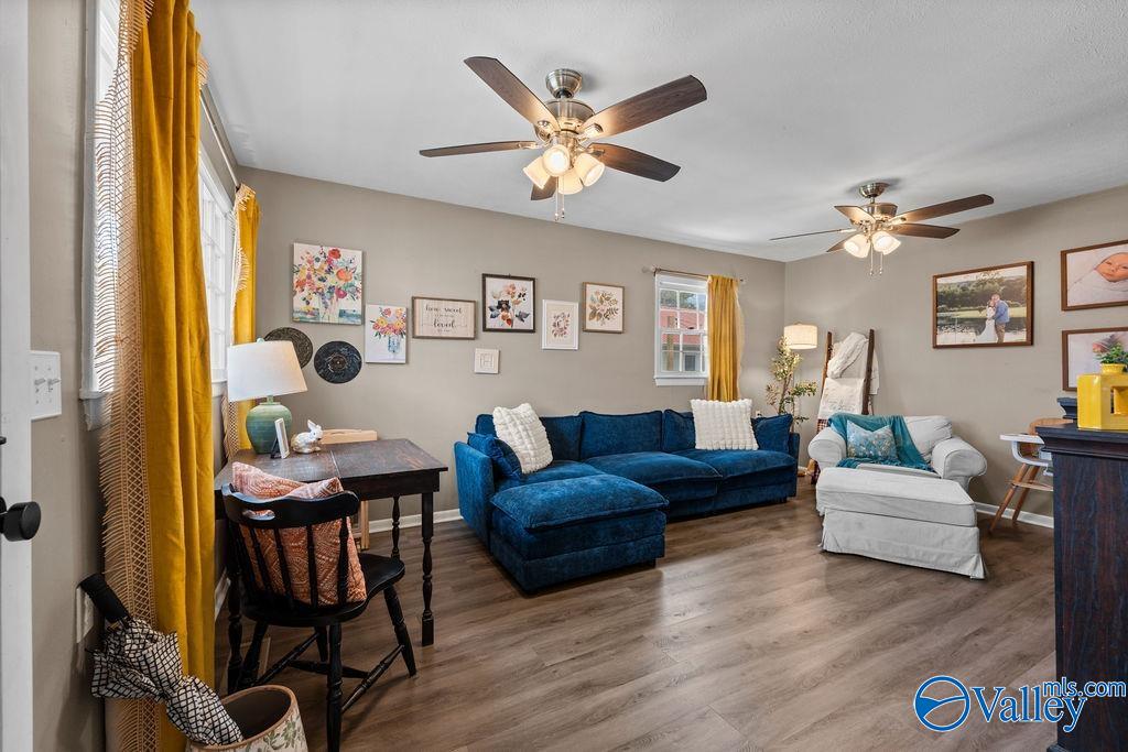 204 E Charlotte Avenue