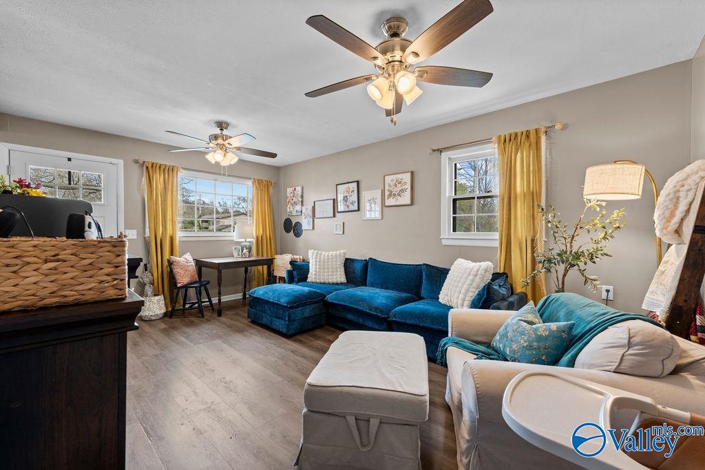 204 E Charlotte Avenue