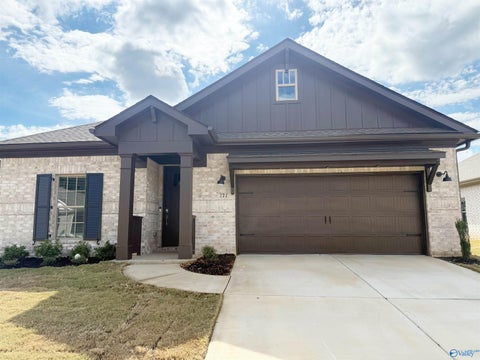 Homes For Rent - 171 Clift Creek Drive<br/> Madison, AL 35757