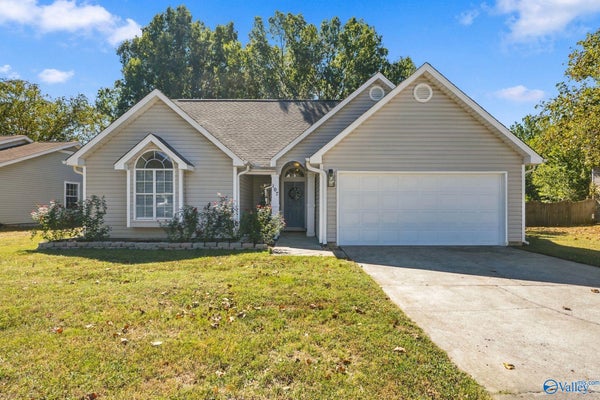 107 COTTON BEND DR SW, HUNTSVILLE, AL 35824 - Image e4c2fecd62673c64fdafbaa6e5acdfdc/3889950089