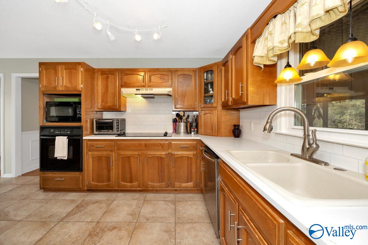 107 Athens Blvd, Madison, Alabama image 11
