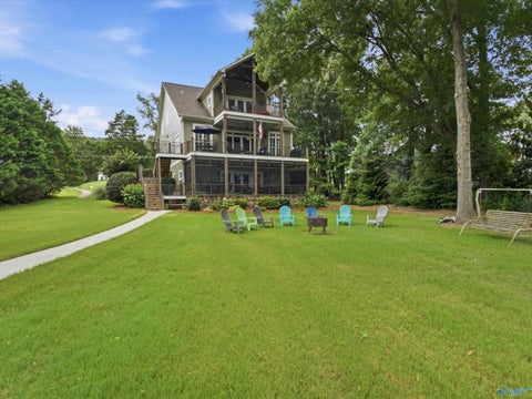 Homes For Sale - 3980 Alabama Highway 79<br/> Scottsboro, AL 35976