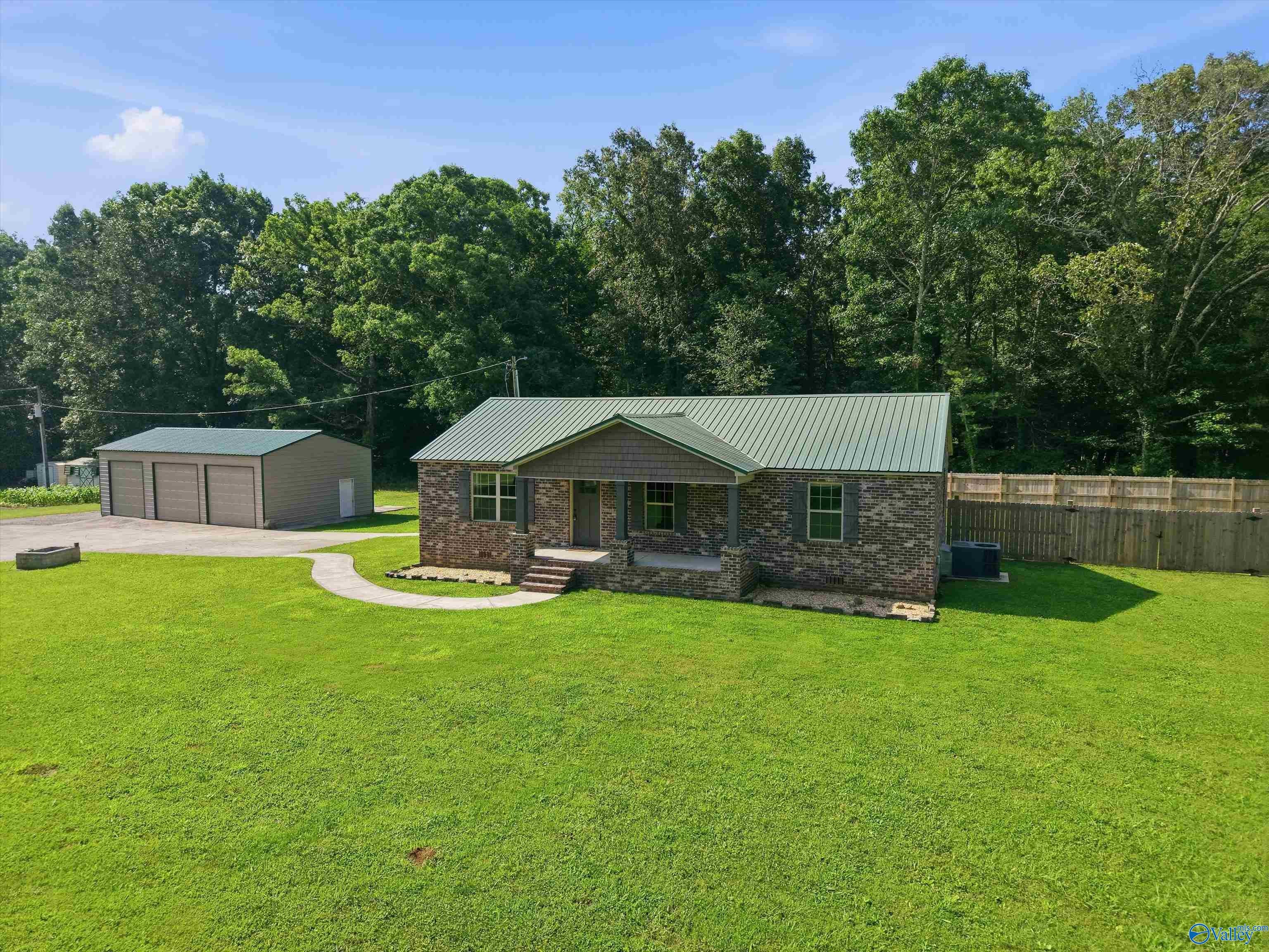 26805 Leslie Lane