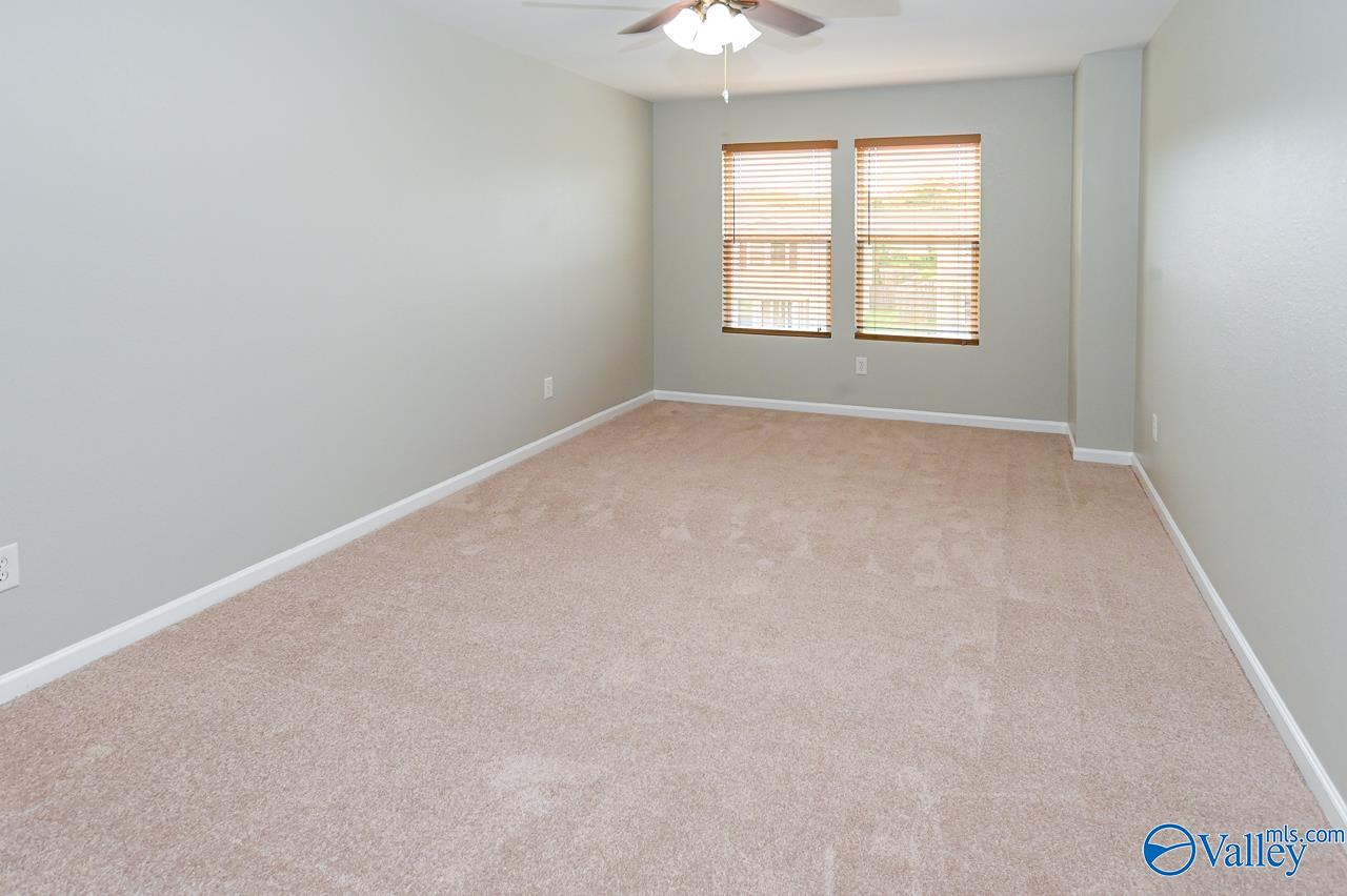 128 Whitestone Drive, Huntsville, Alabama image 32