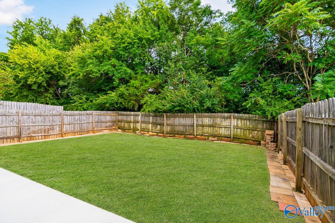 128 Whitestone Drive, Huntsville, Alabama image 38