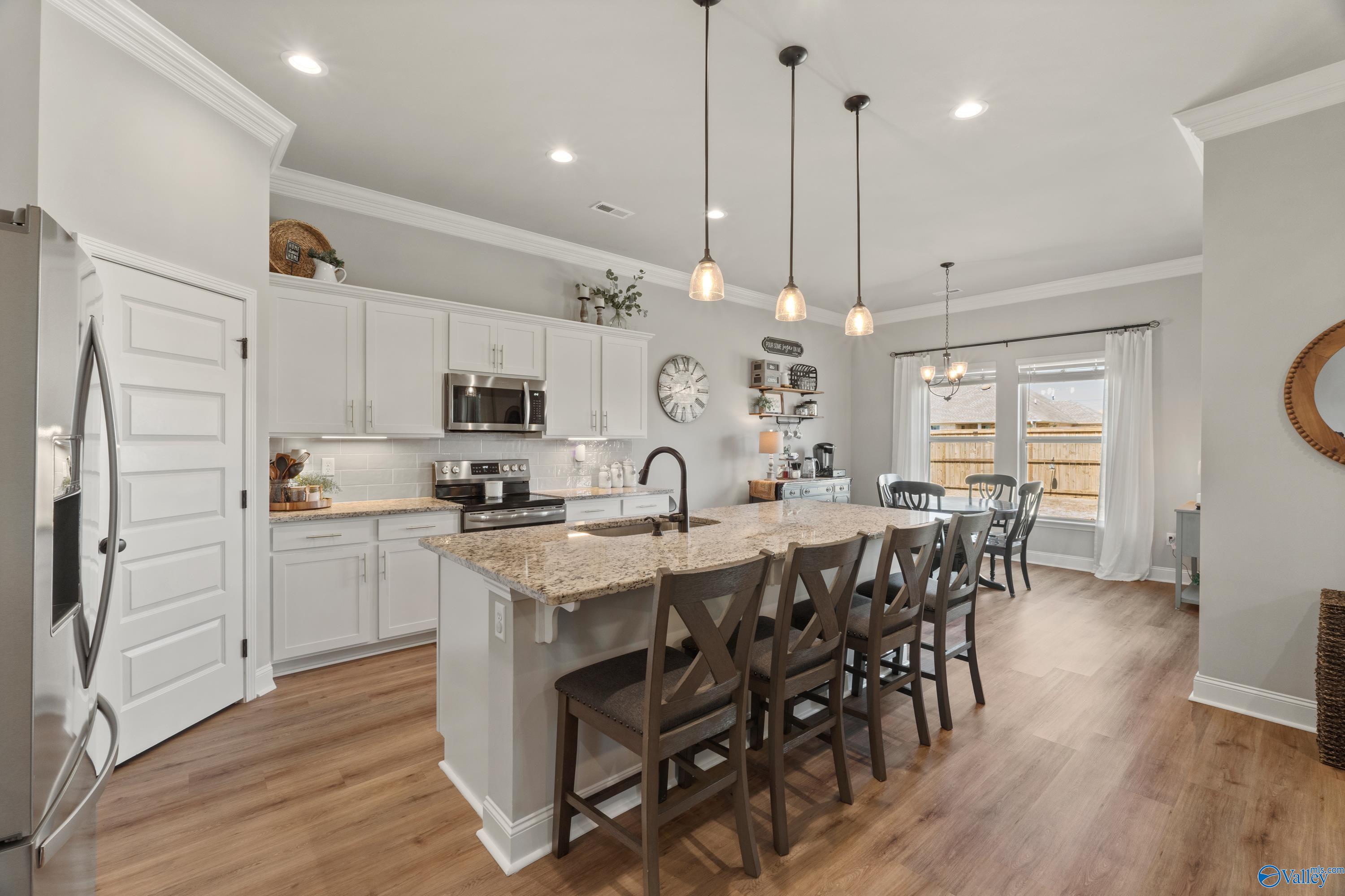 28255 Molly Bee Lane, Toney, Alabama image 9