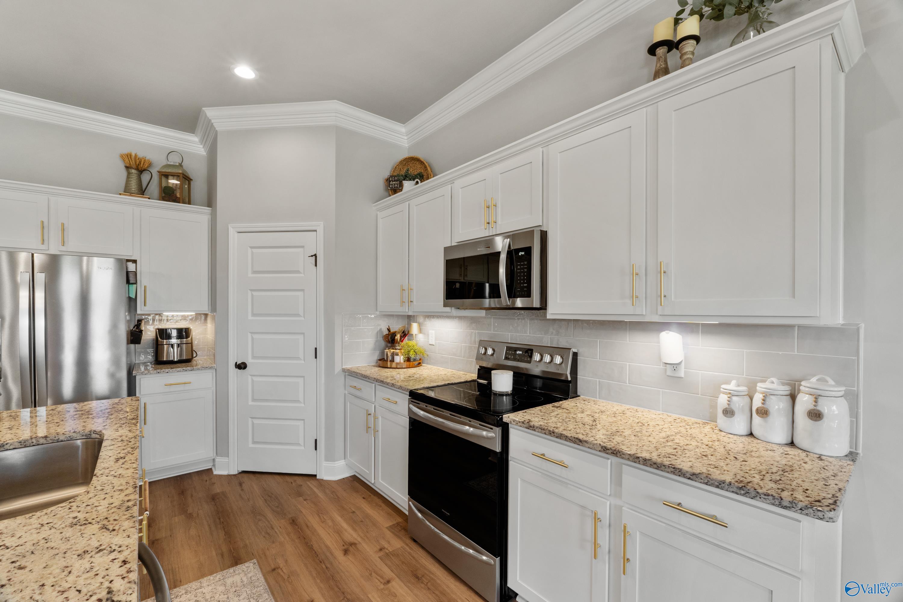 28255 Molly Bee Lane, Toney, Alabama image 14