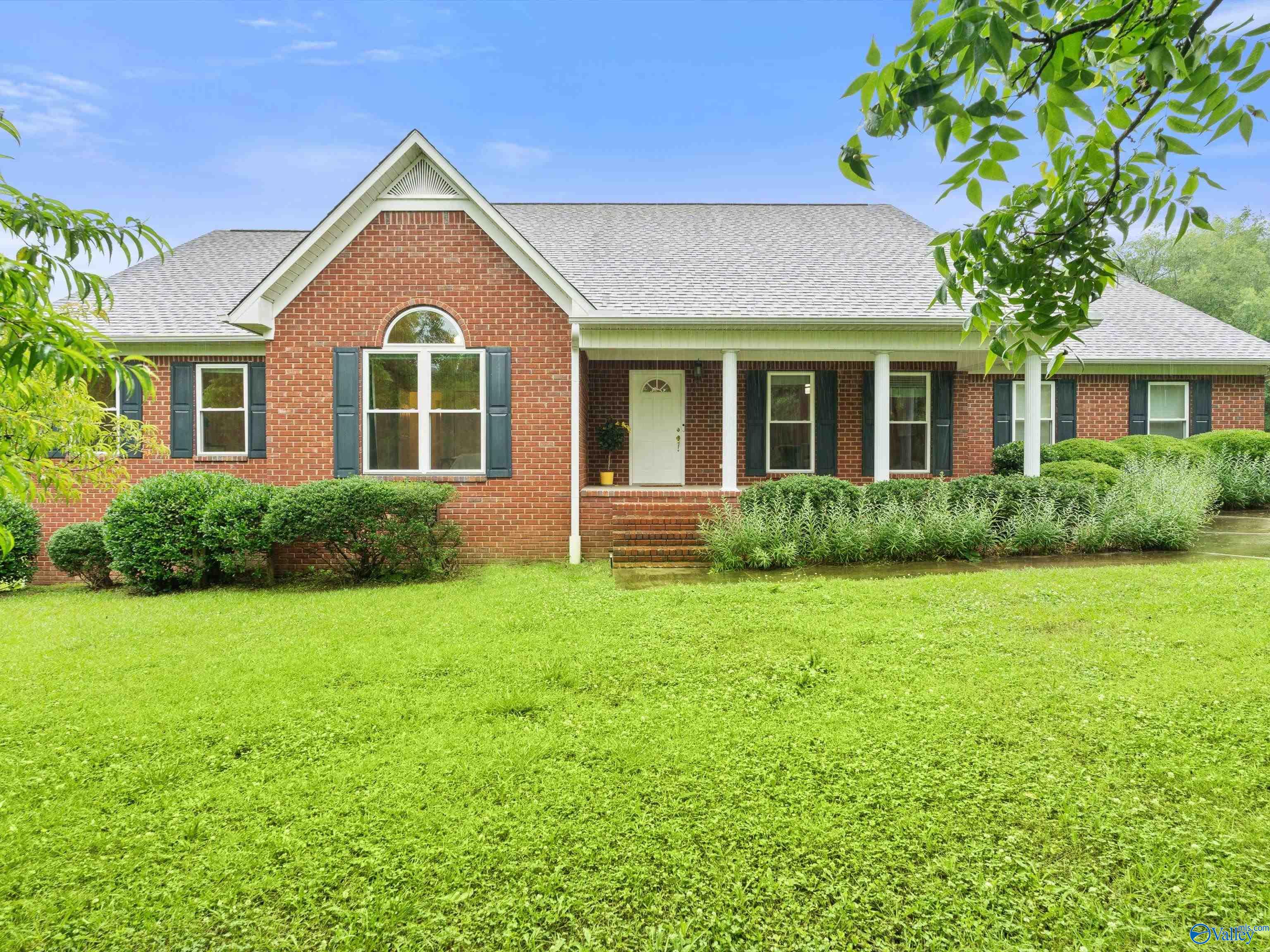 205 Oak Hill Lane