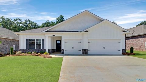 Homes For Sale - 23380 Worcester Lane<br/> Athens, AL 35613