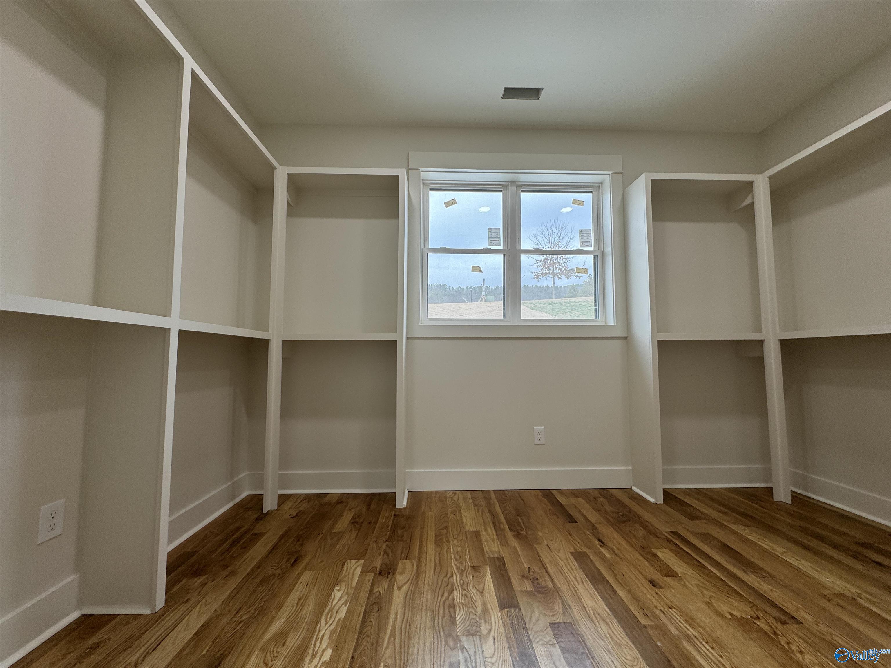 3787 Colonial Drive, Guntersville, Alabama image 14