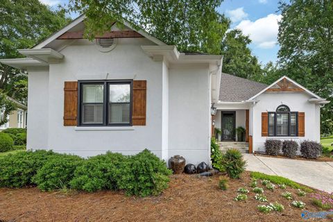 Homes For Sale - 114 Ridgewood Circle<br/> Union Grove, AL 35175