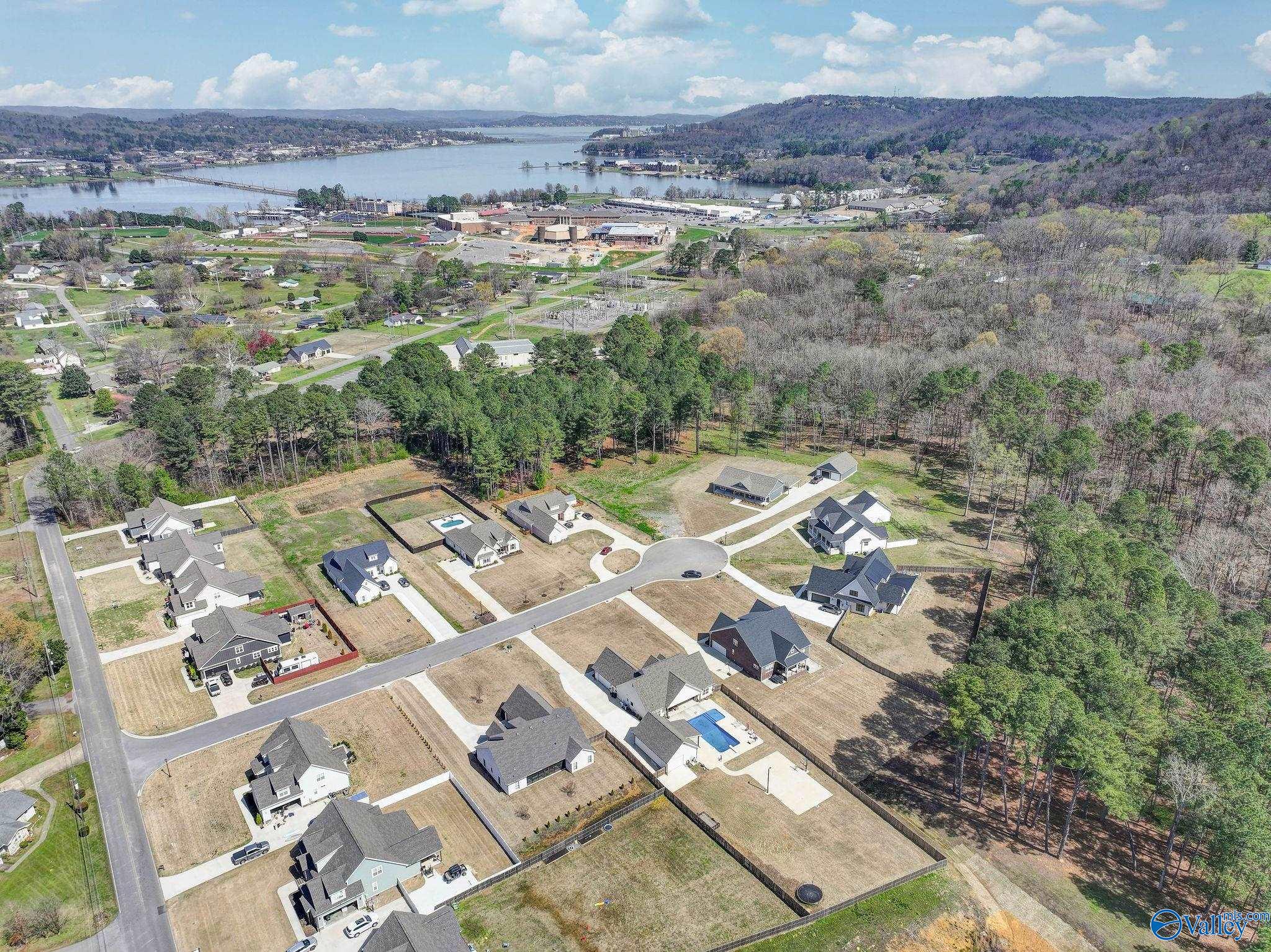 183 Spring Creek Cove