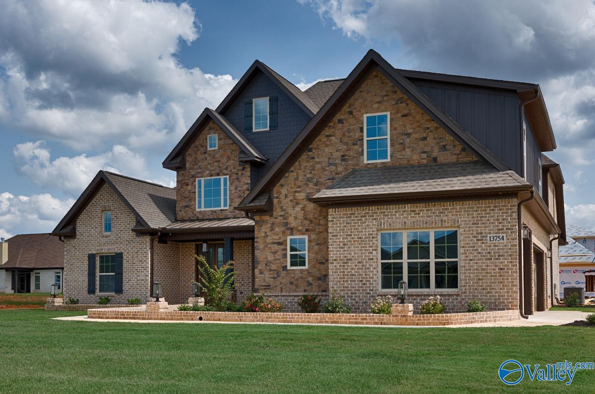 13845 Sand Trap Drive, Athens, Alabama image 4