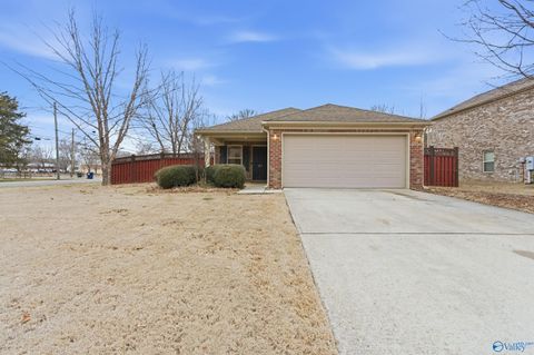 Photo of 101 Bermuda Lakes Drive, Meridianville, AL 35759 (MLS # 21909217)