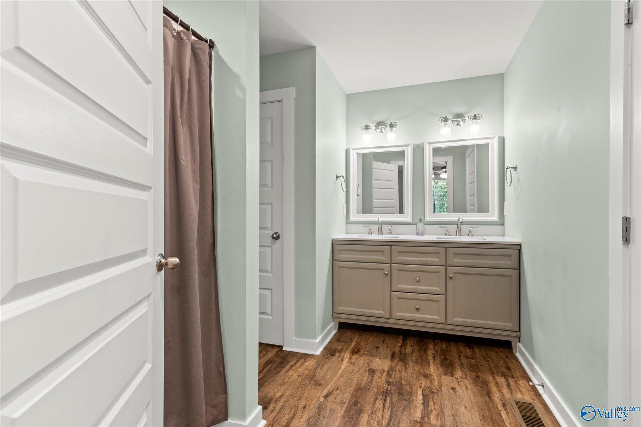 801 Linda Street, Albertville, Alabama image 17