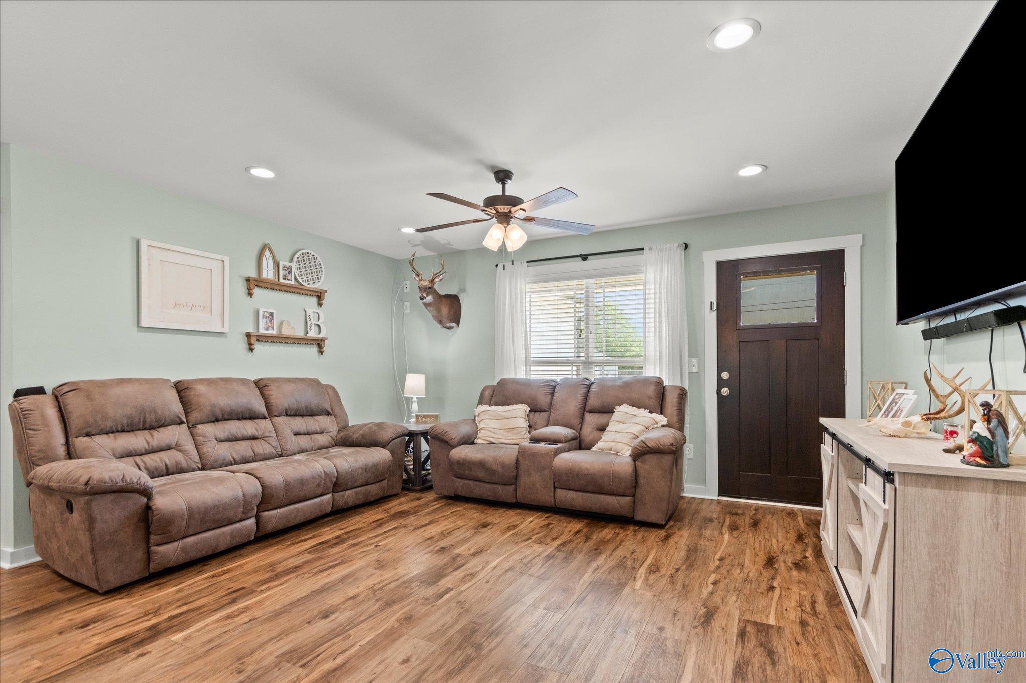 801 Linda Street, Albertville, Alabama image 5