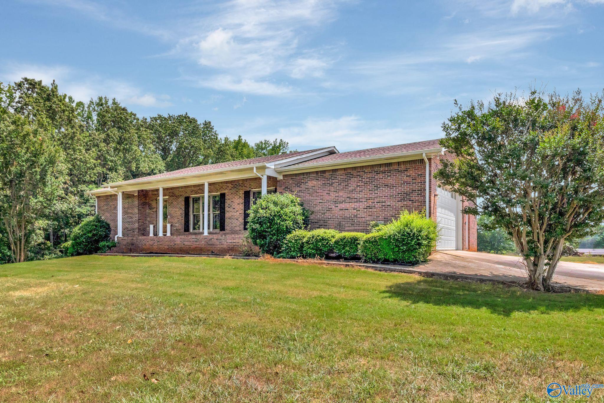 126 Comfort Drive, Hazel Green, Alabama image 2