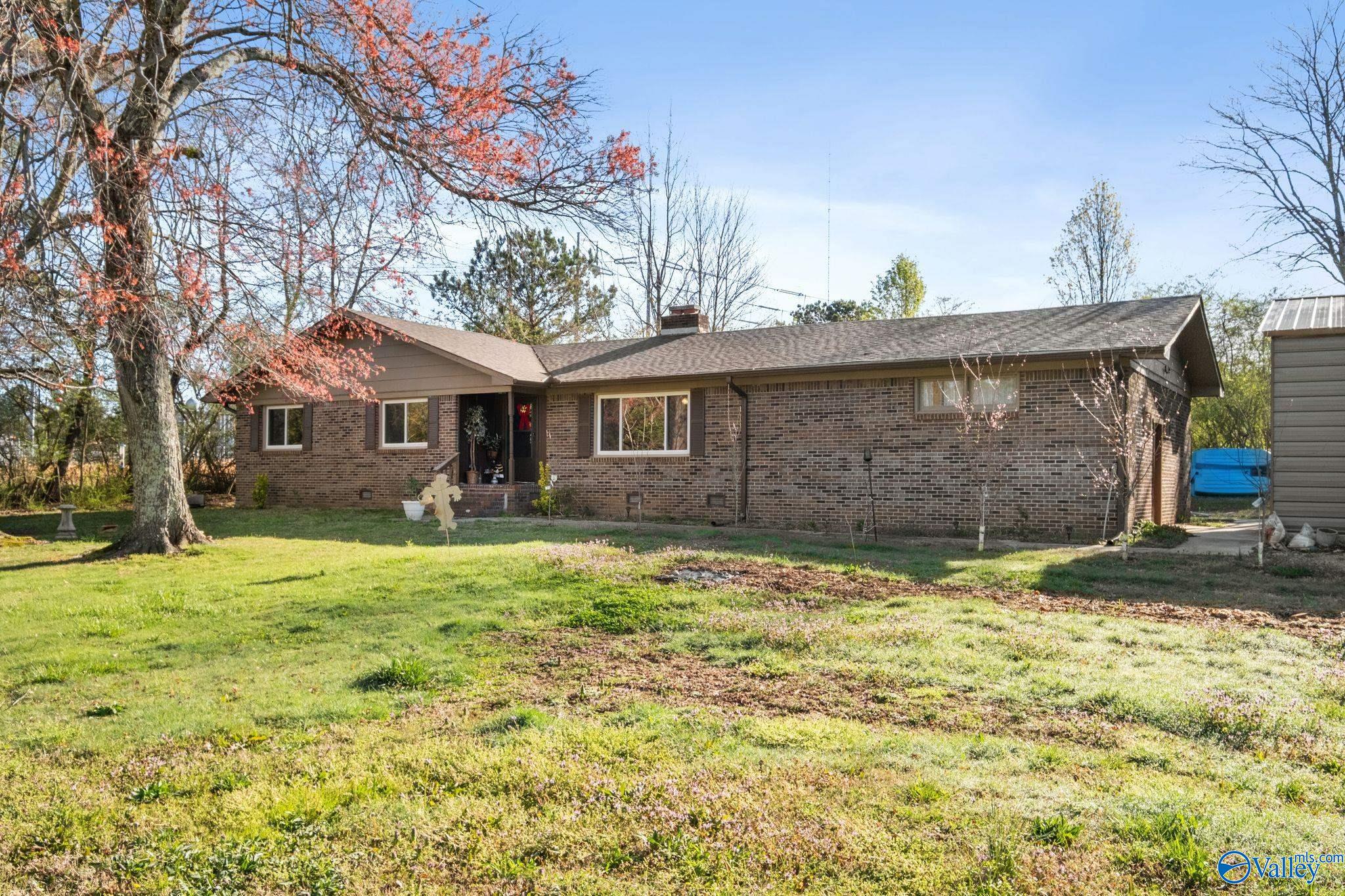 5815 Georgia Mountain Road, Guntersville, Alabama image 1