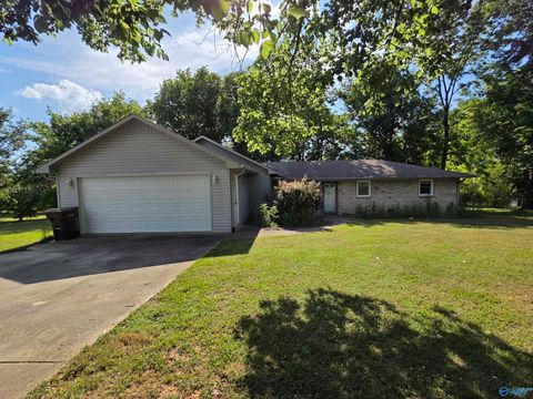 Homes For Sale - 21767 Nelson Road<br/> Limestone County, Elkmont, AL 35620