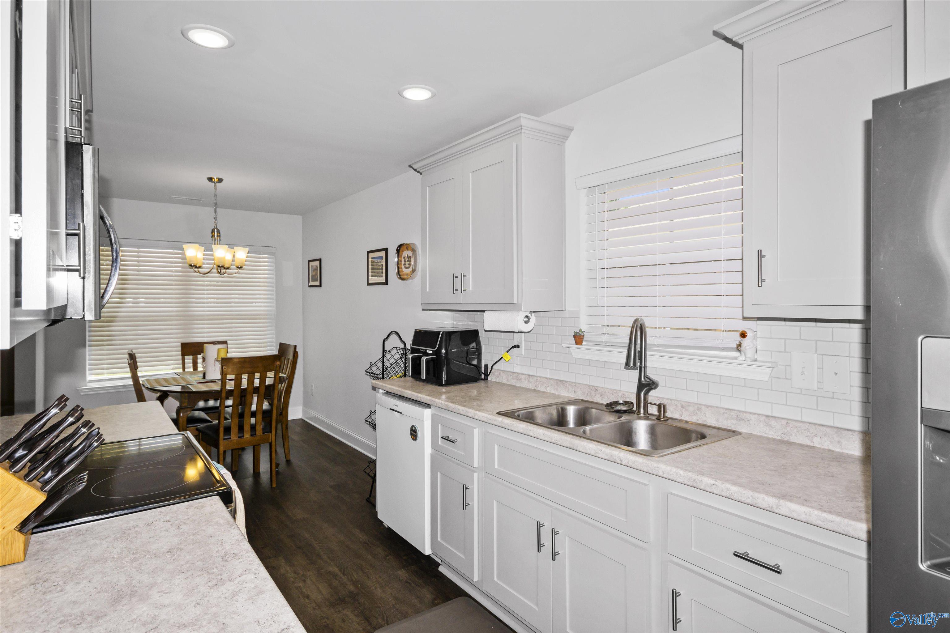 109 Ardsley Drive, Madison, Alabama image 9
