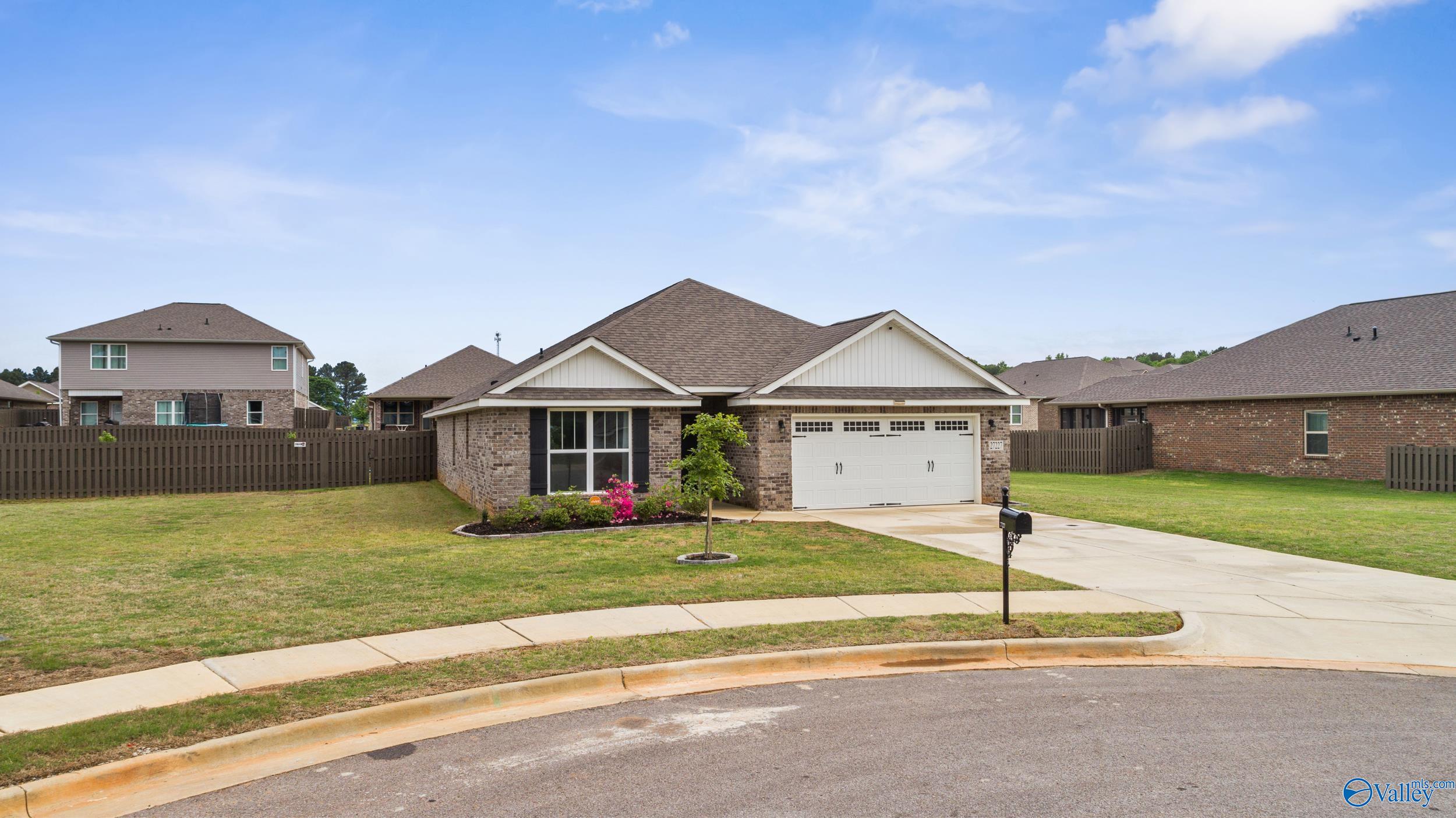 27227 Mckenna Drive, Athens, Alabama image 1