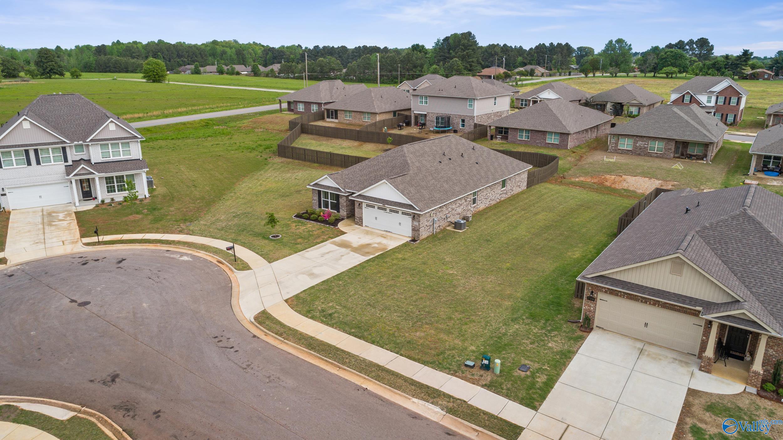 27227 Mckenna Drive, Athens, Alabama image 39