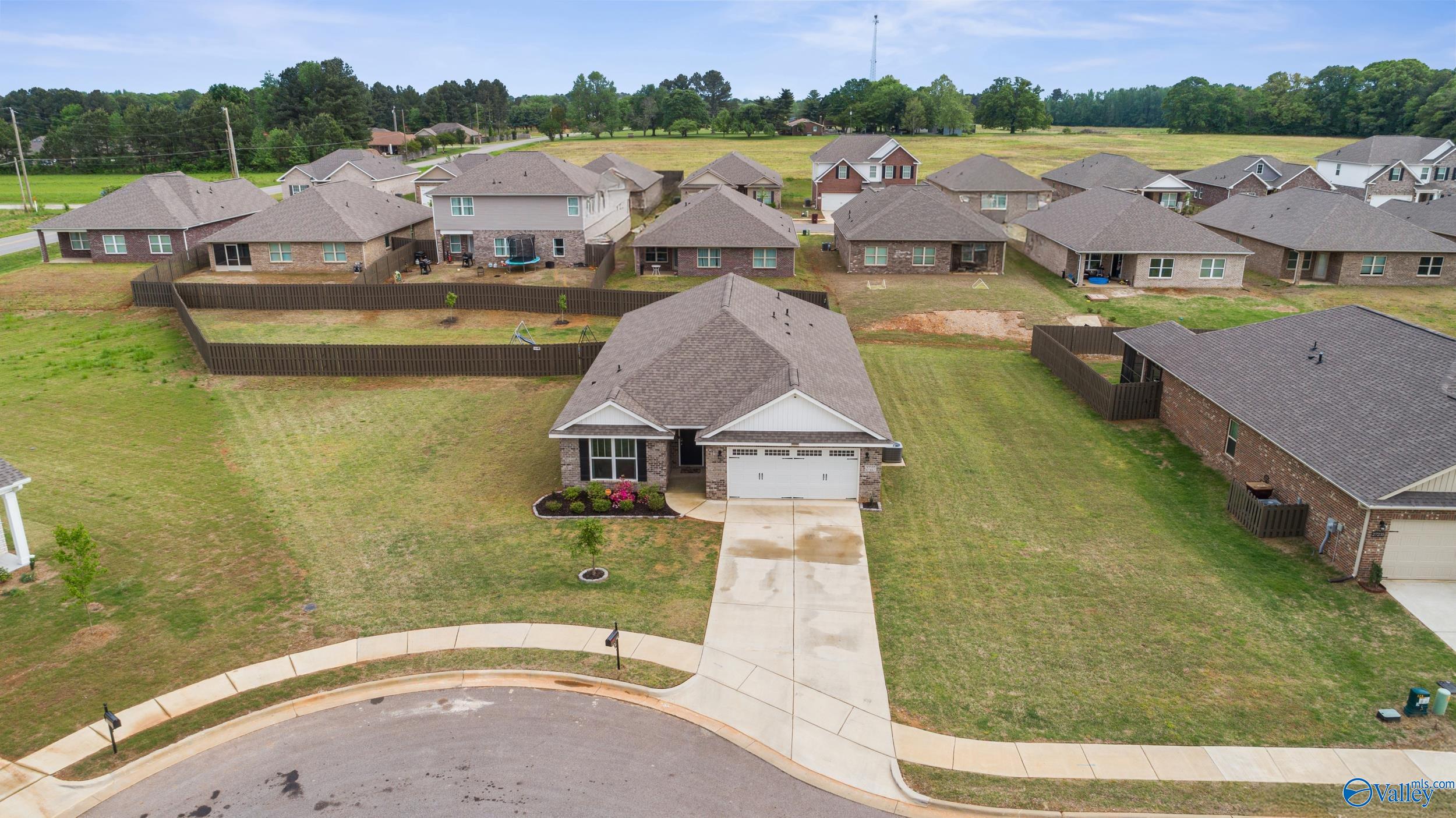 27227 Mckenna Drive, Athens, Alabama image 35