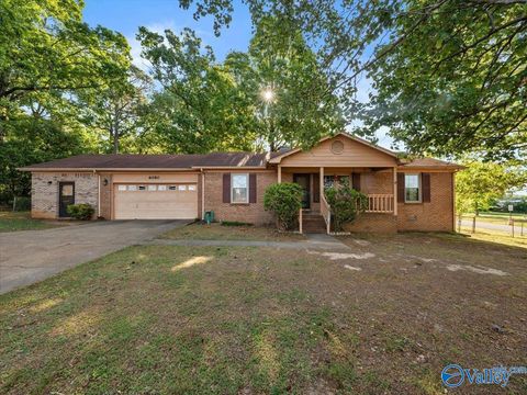 Homes For Sale - 6480 Moores Mill Road<br/> Madison County, Huntsville, AL 35811