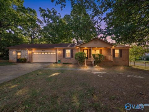 Homes For Sale - 6480 Moores Mill Road<br/> Huntsville, AL 35811