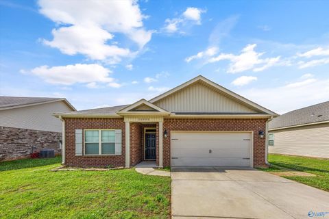 Homes For Rent - 30000 Abbeywood Lane<br/> Harvest, AL 35749