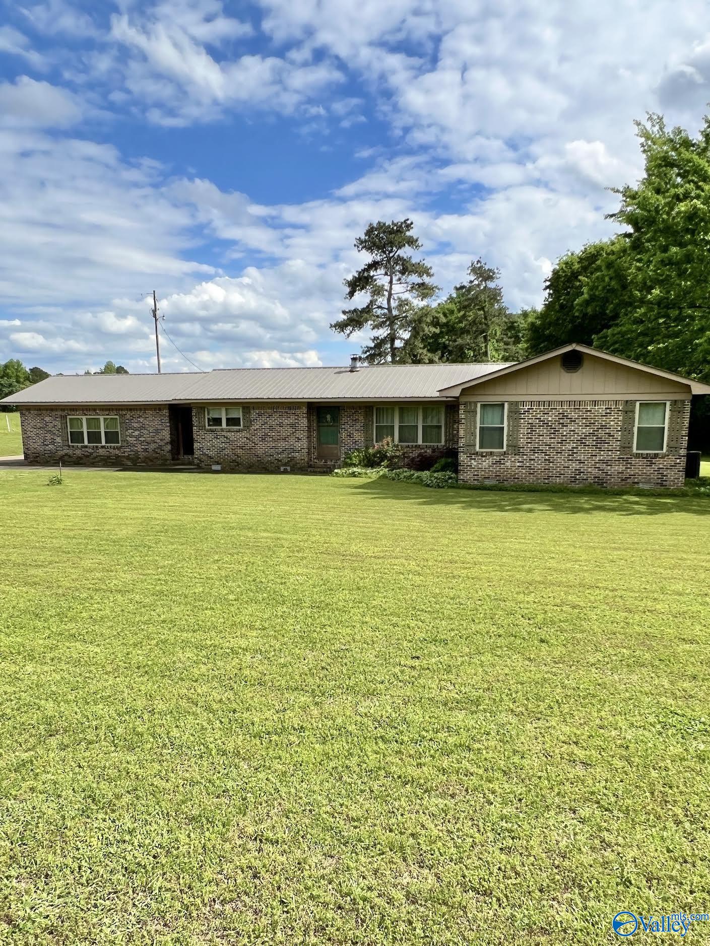 2152 County Road 49, Section, Alabama image 1