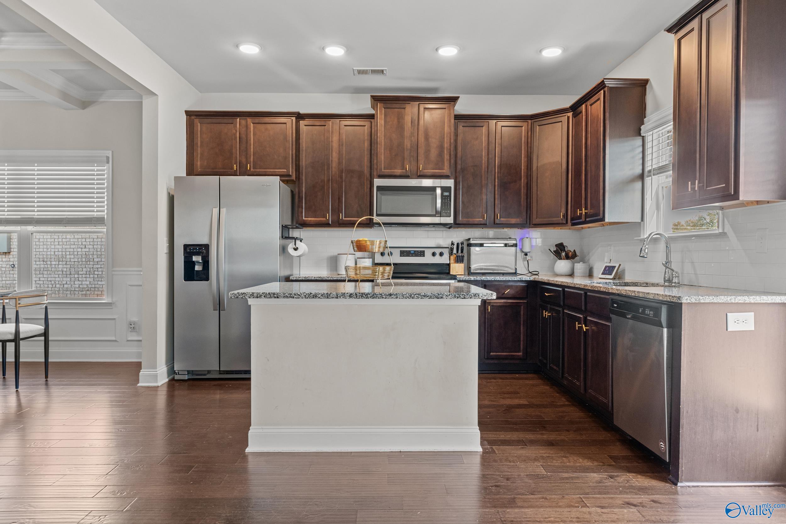 3213 SW Southfield Lane, Huntsville, Alabama image 8