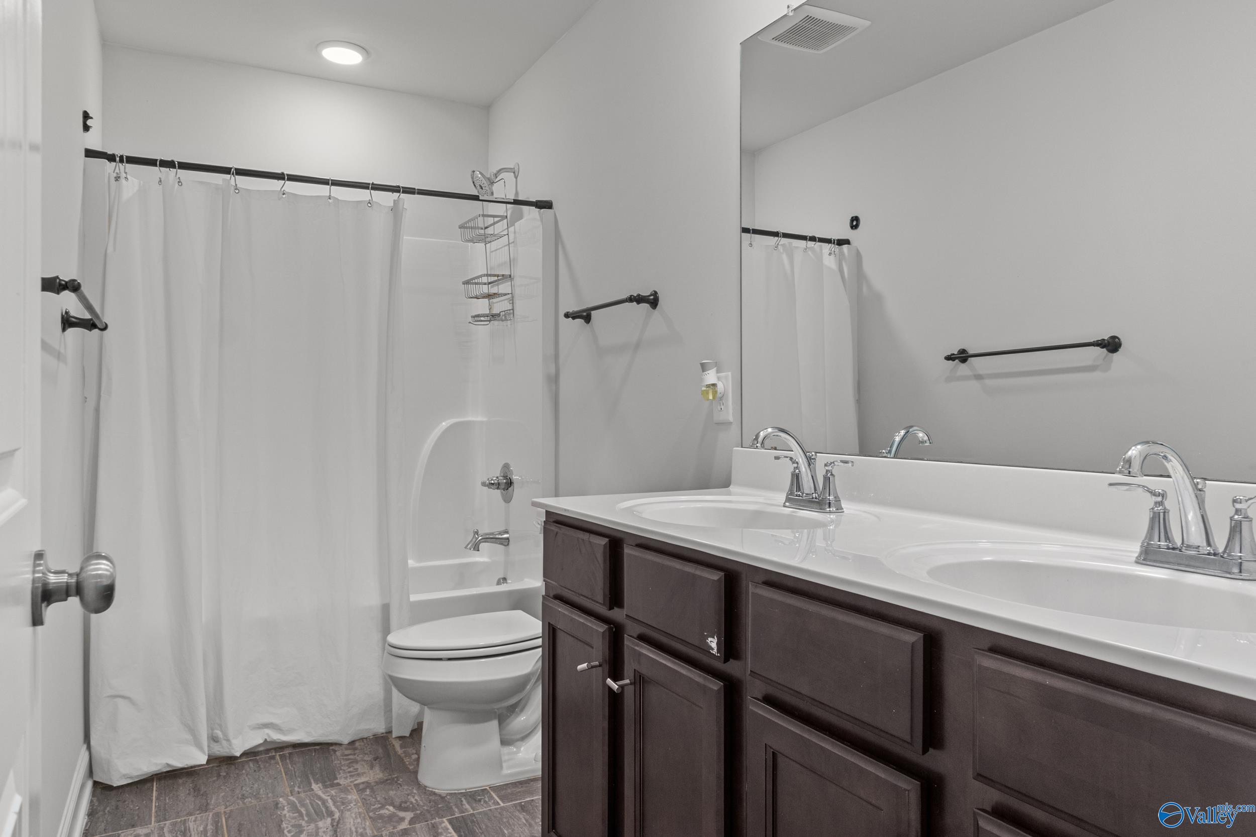 3213 SW Southfield Lane, Huntsville, Alabama image 16