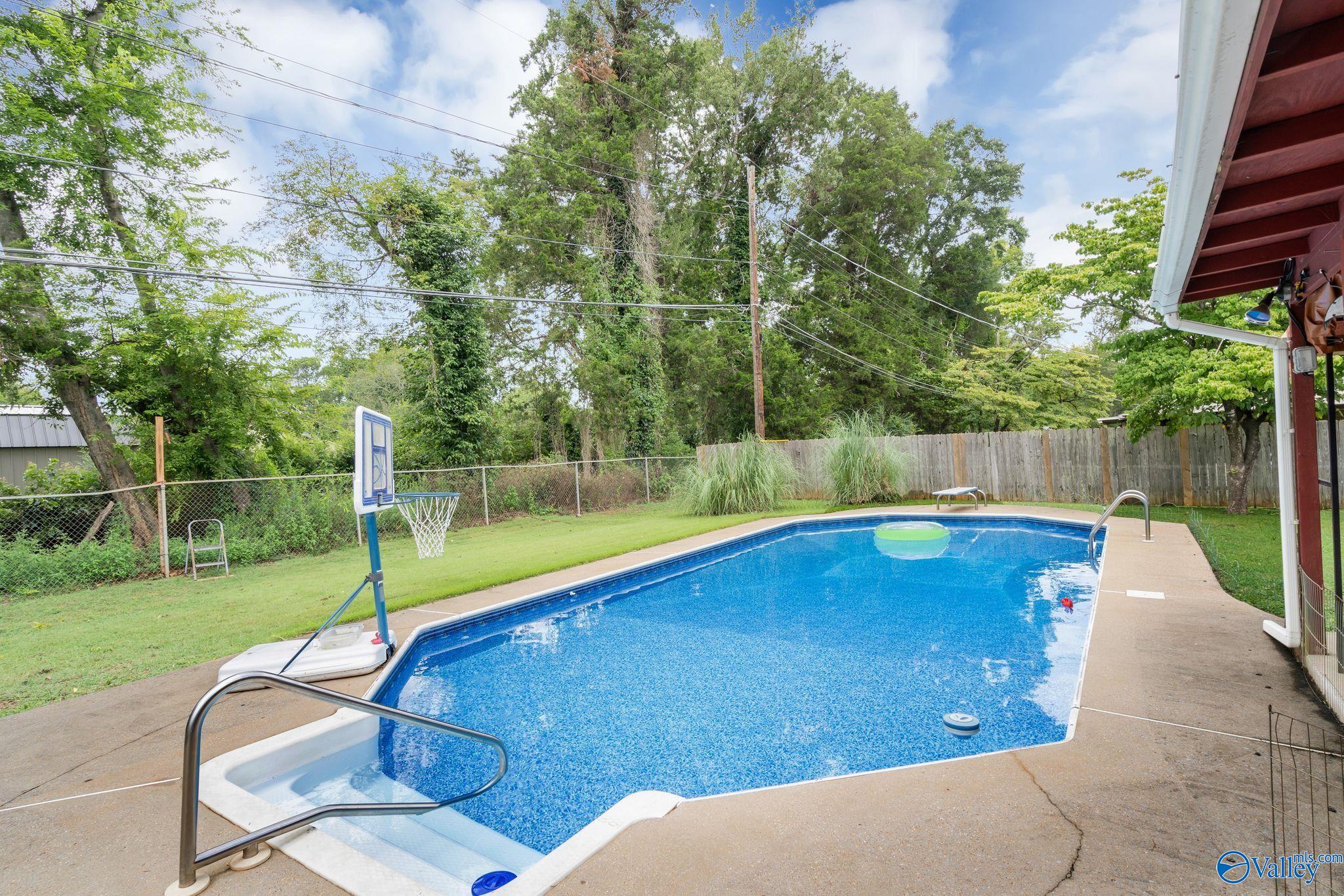 1419 Brook Hollow Circle, Huntsville, Alabama image 6