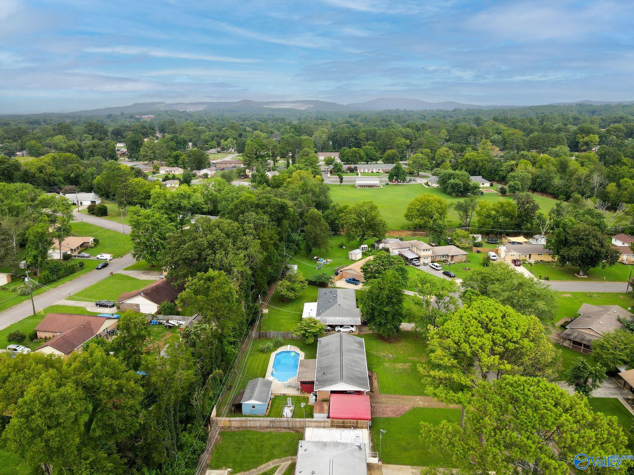 1419 Brook Hollow Circle, Huntsville, Alabama image 5