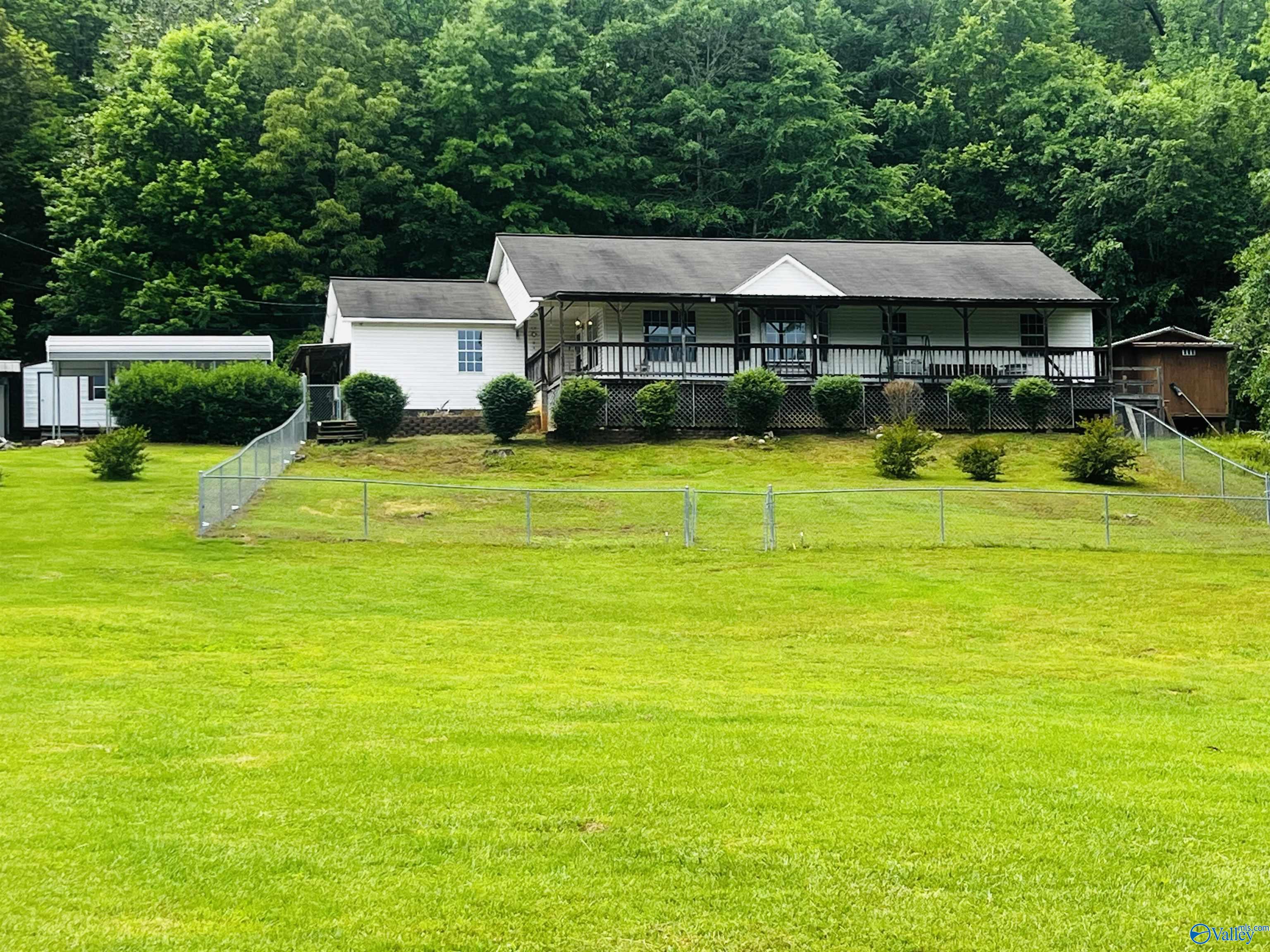 781 Lloyd Rd, Wellington, Alabama image 1