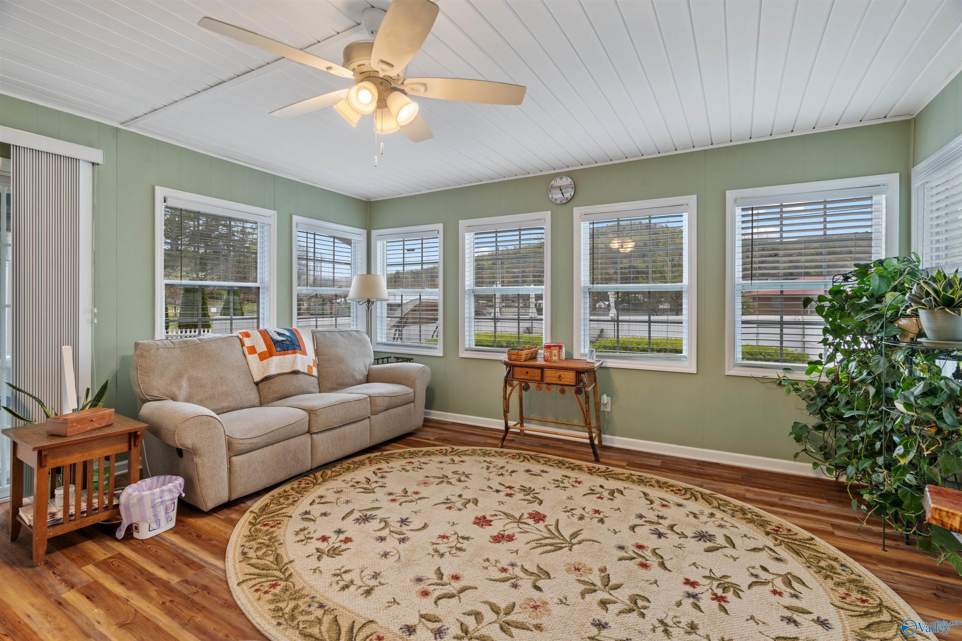 815 Honeycomb Road, Grant, Alabama image 11