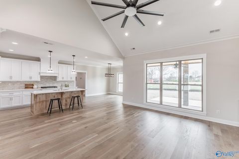 2106 Covington Lane Decatur AL 35603