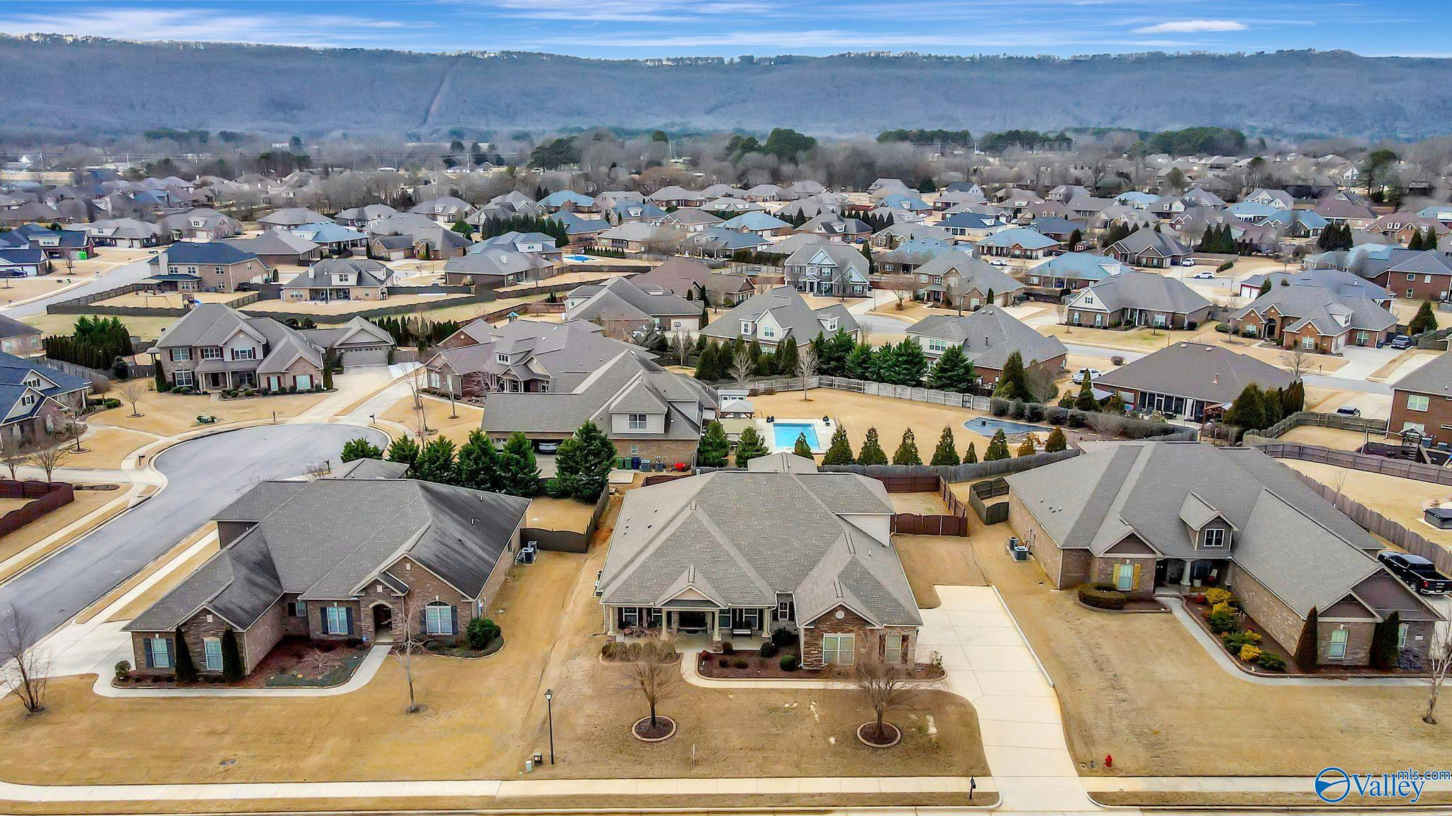 4736 Autumn Dusk Drive, Owens Cross Roads, Alabama image 42