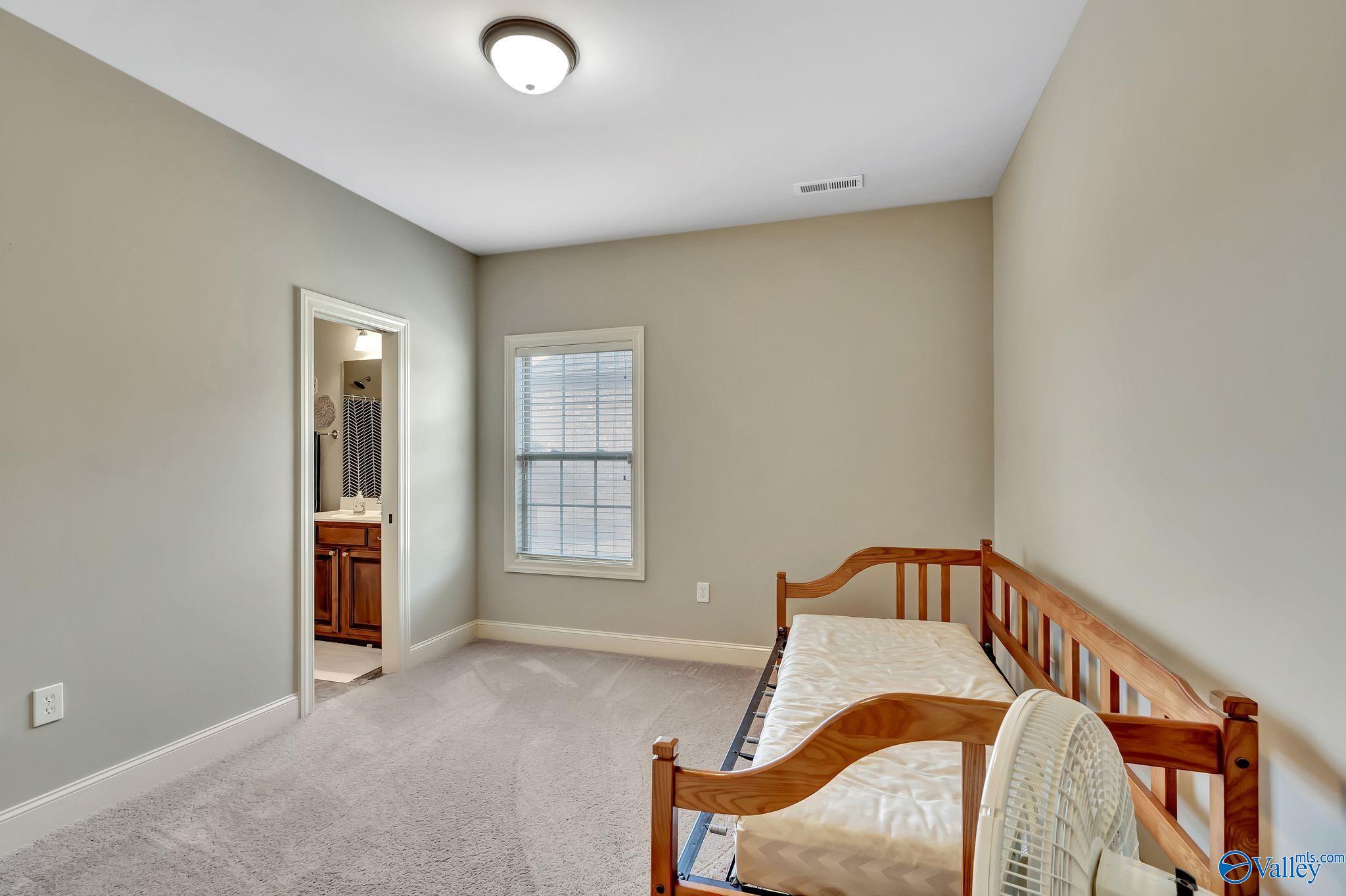 4736 Autumn Dusk Drive, Owens Cross Roads, Alabama image 29