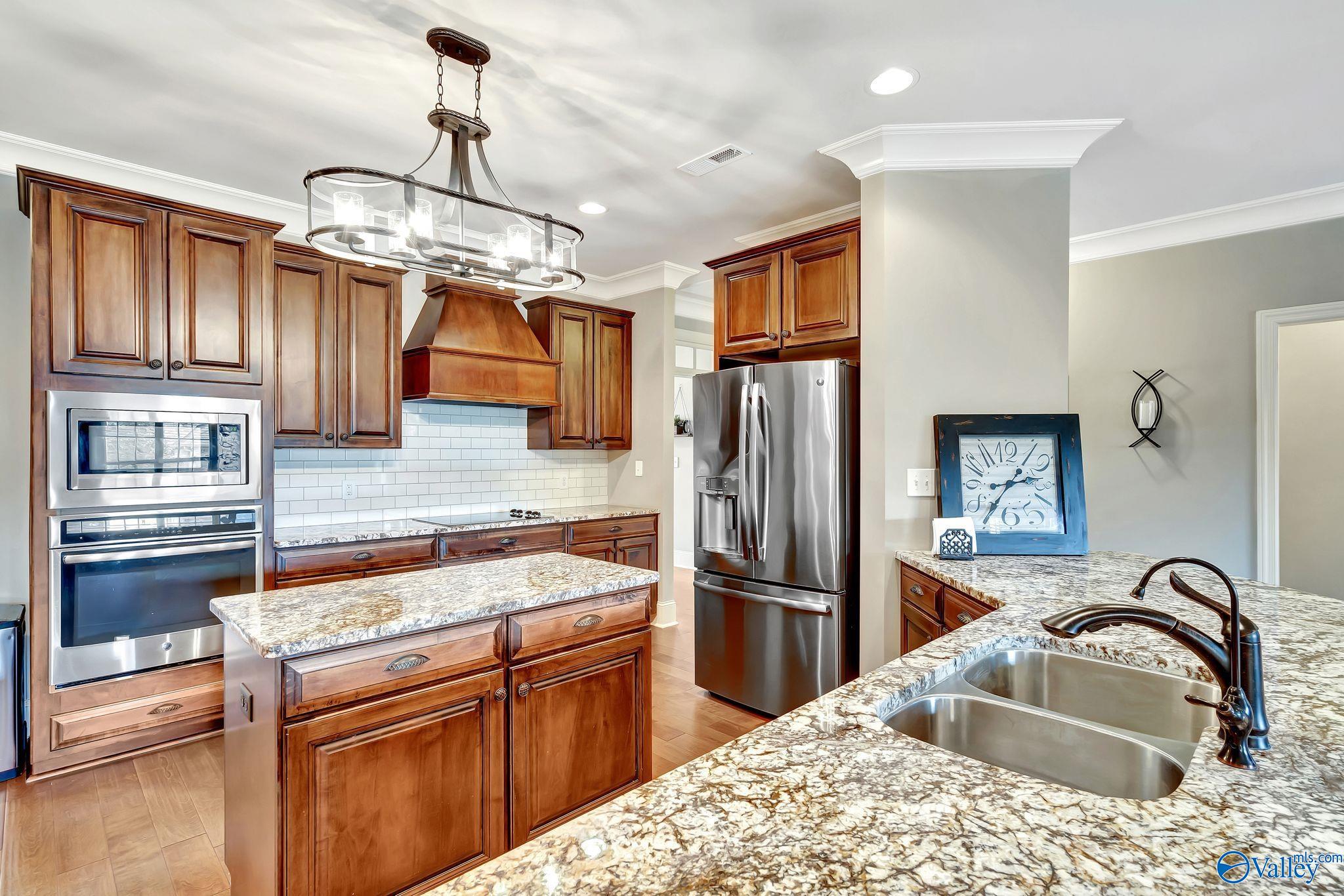 4736 Autumn Dusk Drive, Owens Cross Roads, Alabama image 16