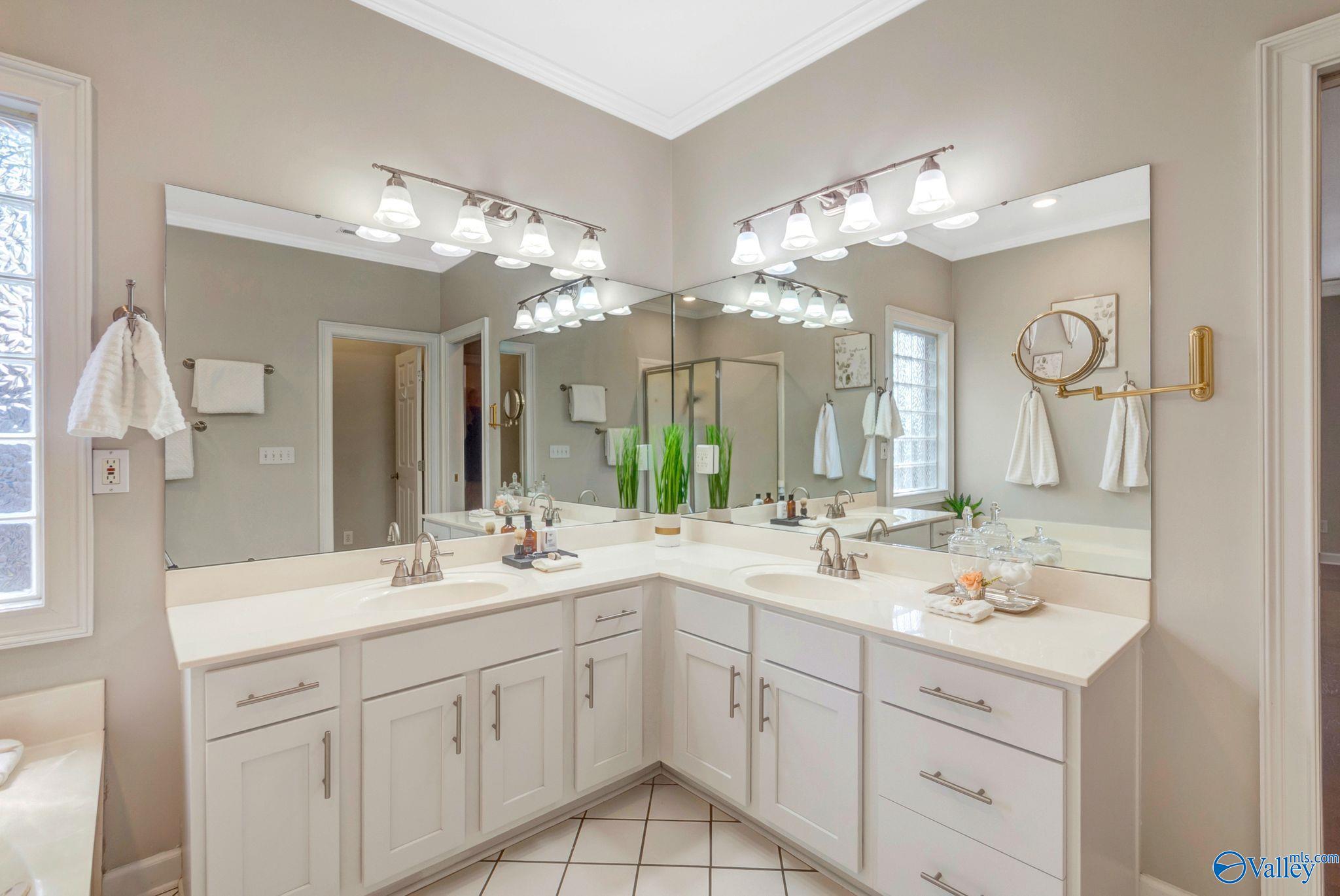 Madison, Alabama 35758, United States, 3 Bedrooms Bedrooms, ,2 BathroomsBathrooms,Residential,Active,189116