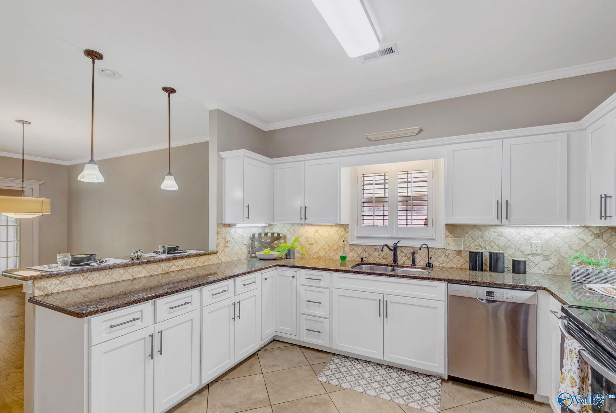 Madison, Alabama 35758, United States, 3 Bedrooms Bedrooms, ,2 BathroomsBathrooms,Residential,Active,189116