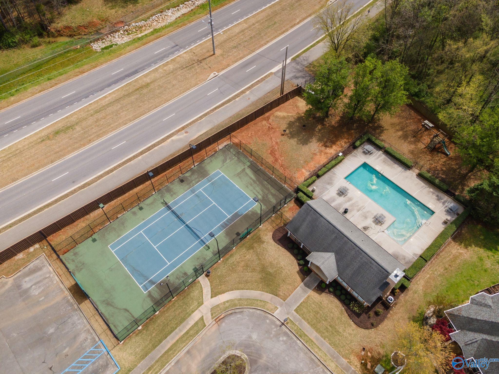 Madison, Alabama 35758, United States, 3 Bedrooms Bedrooms, ,2 BathroomsBathrooms,Residential,Active,189116