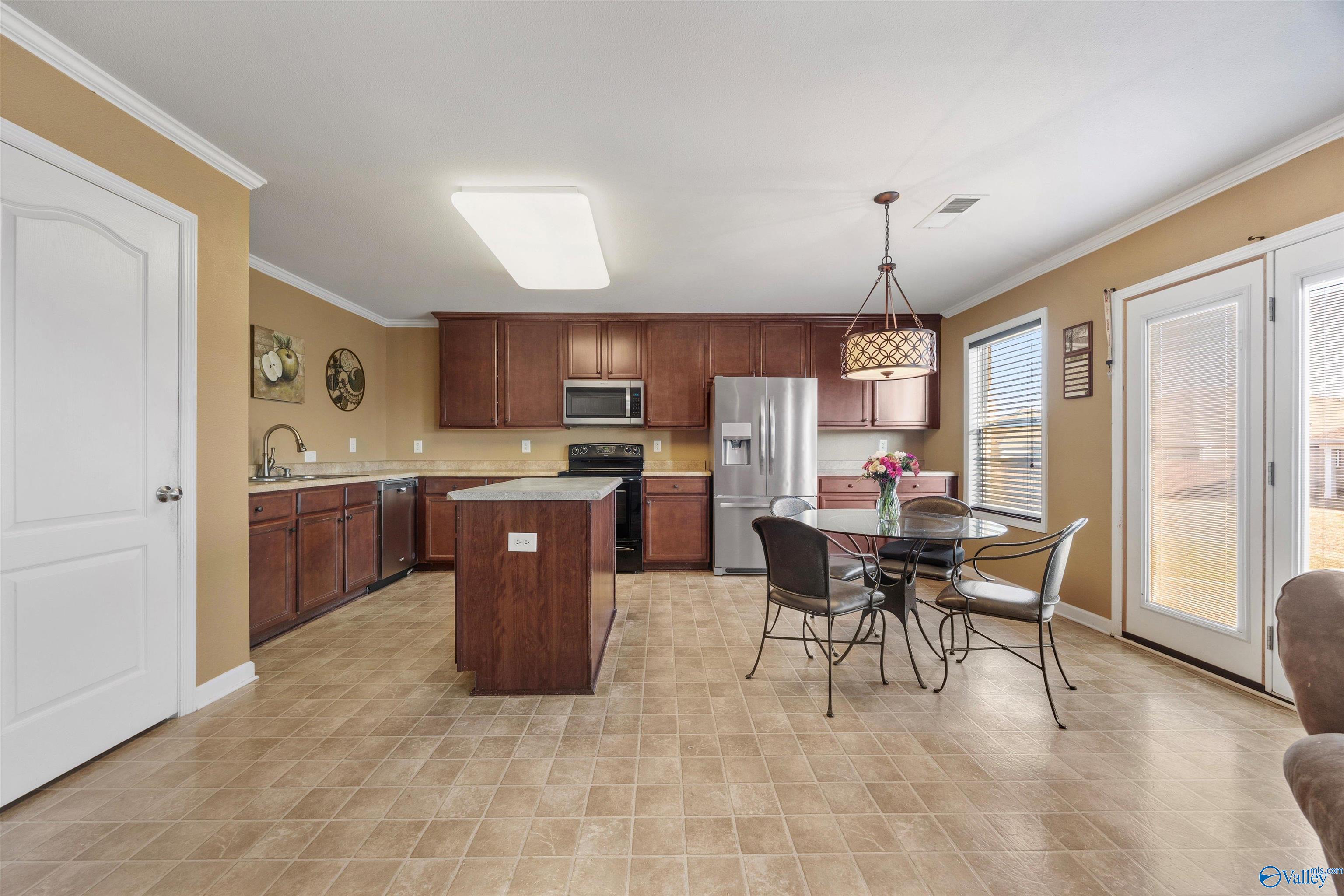 244 Harold Murphy Drive, Madison, Alabama image 11