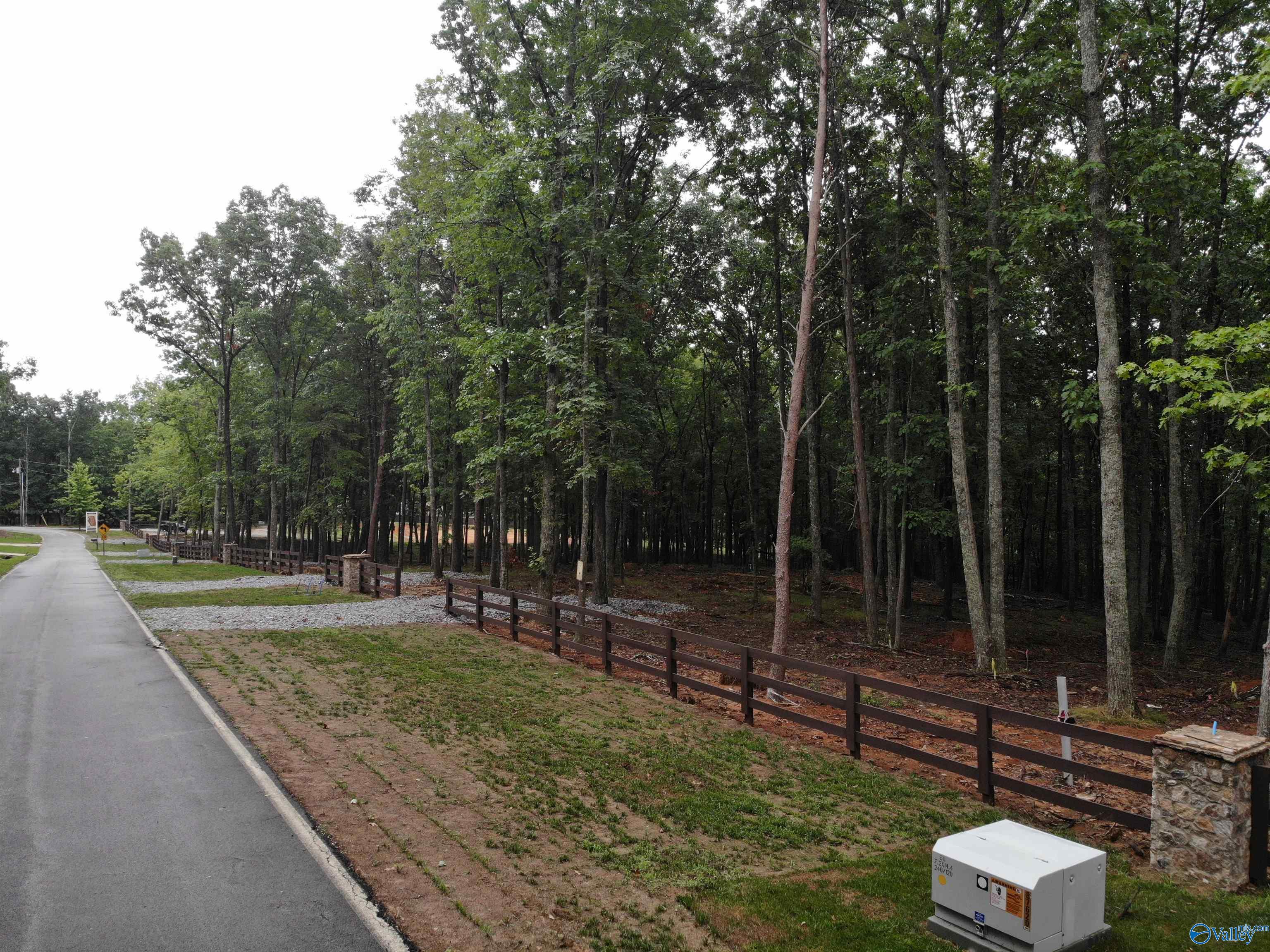 5112 Willow Drive, Huntsville, Alabama image 3