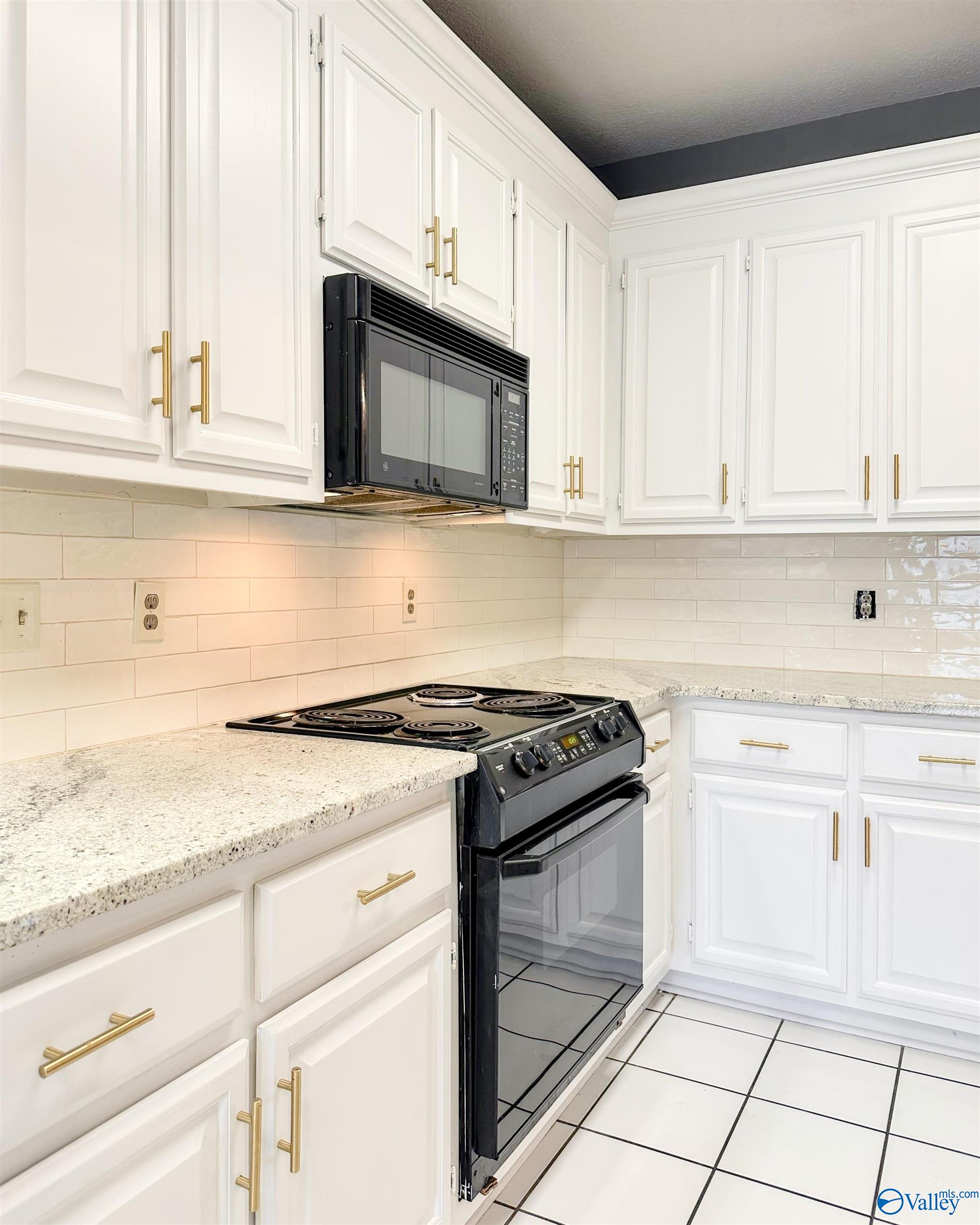 1509 Southampton Court, Decatur, Alabama image 4