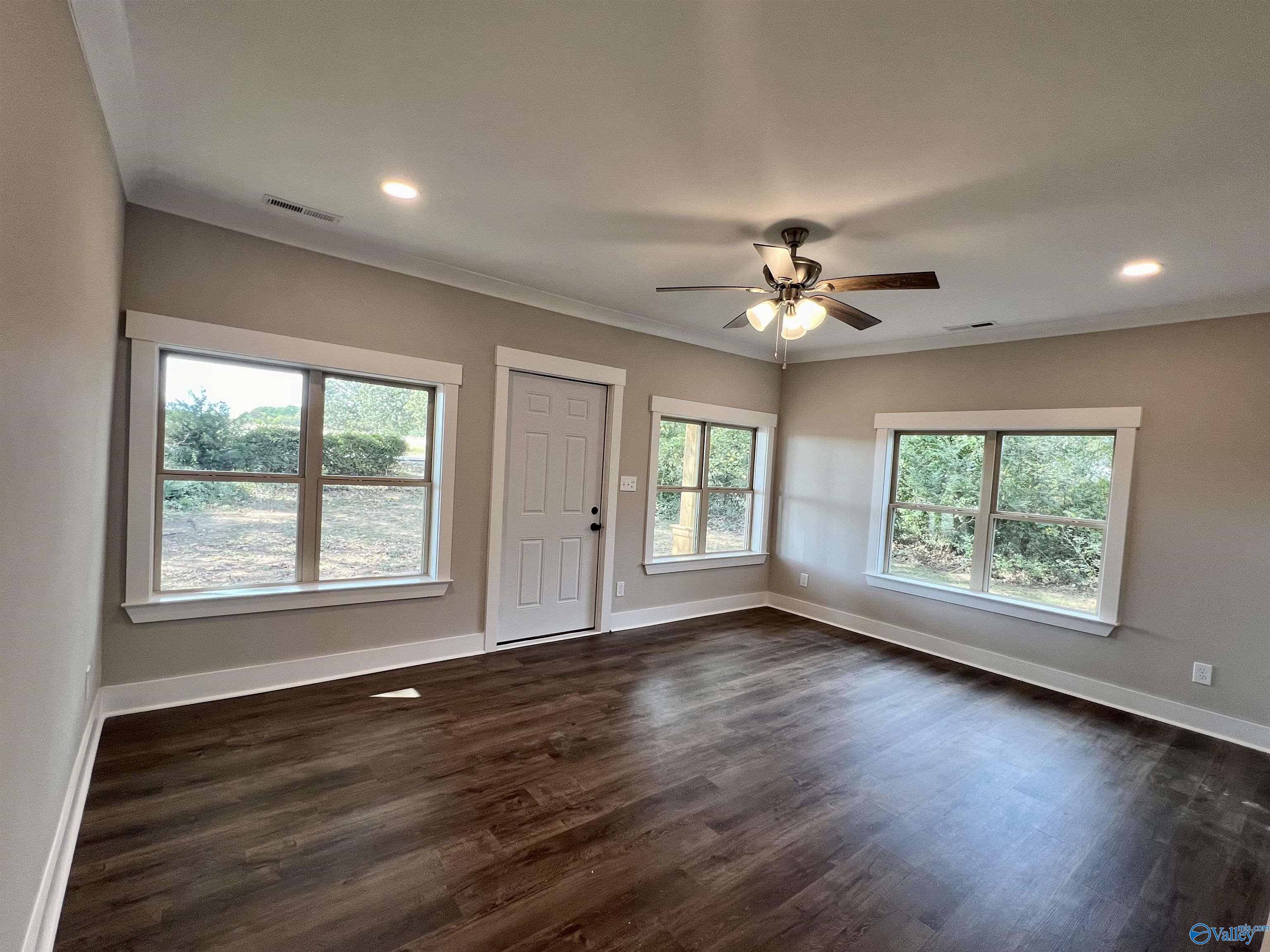 2061 Lindsay Lane S Ln, Athens, Alabama image 5